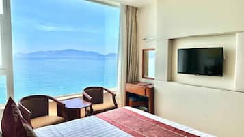 Minibar, in-room safe, desk, free WiFi