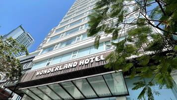 Fachada da propriedade