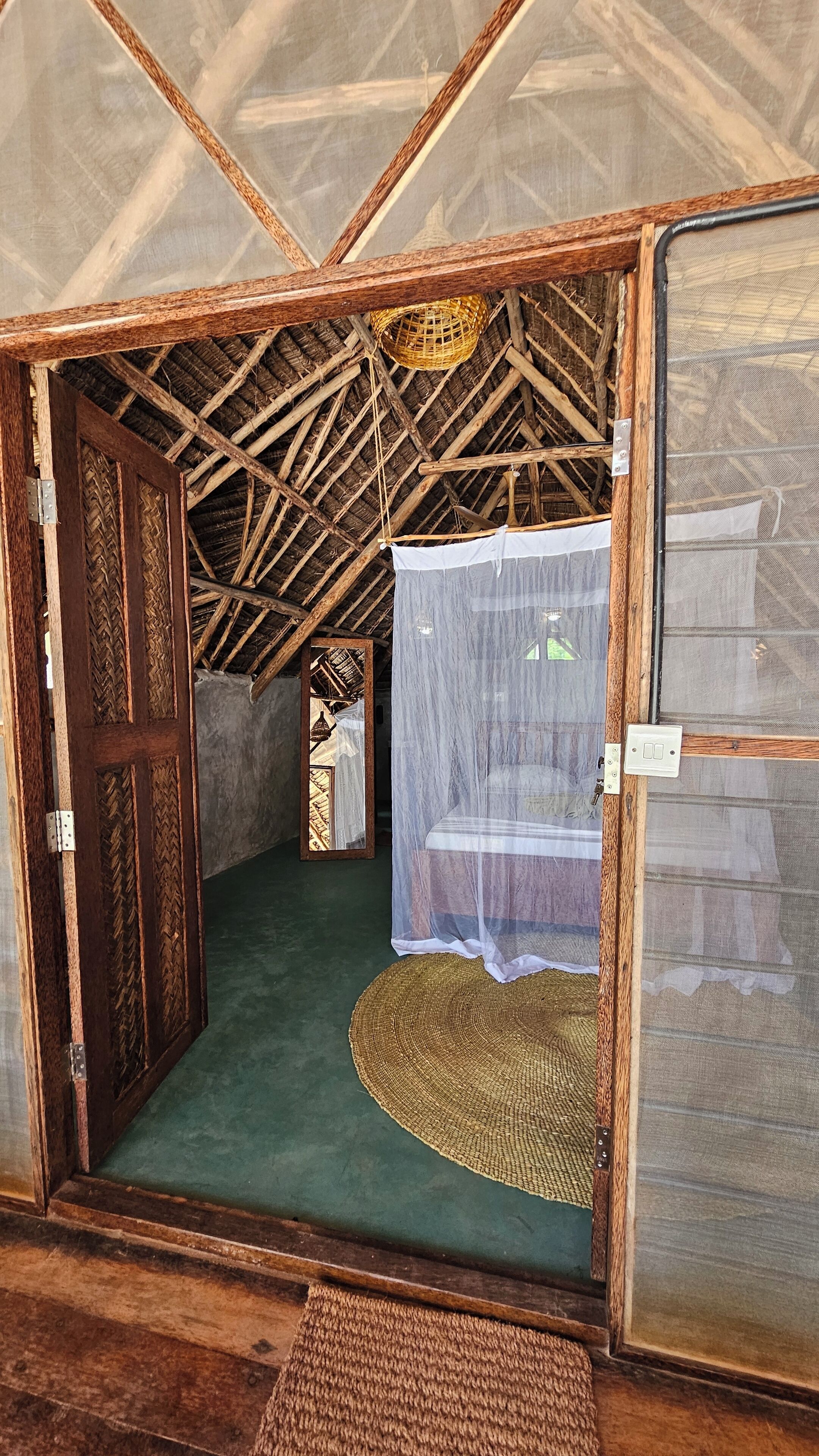 Economy Room | Individually decorated, individually furnished, bed sheets