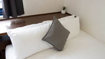 Double Room, Shared Bathroom | Free WiFi, bed sheets