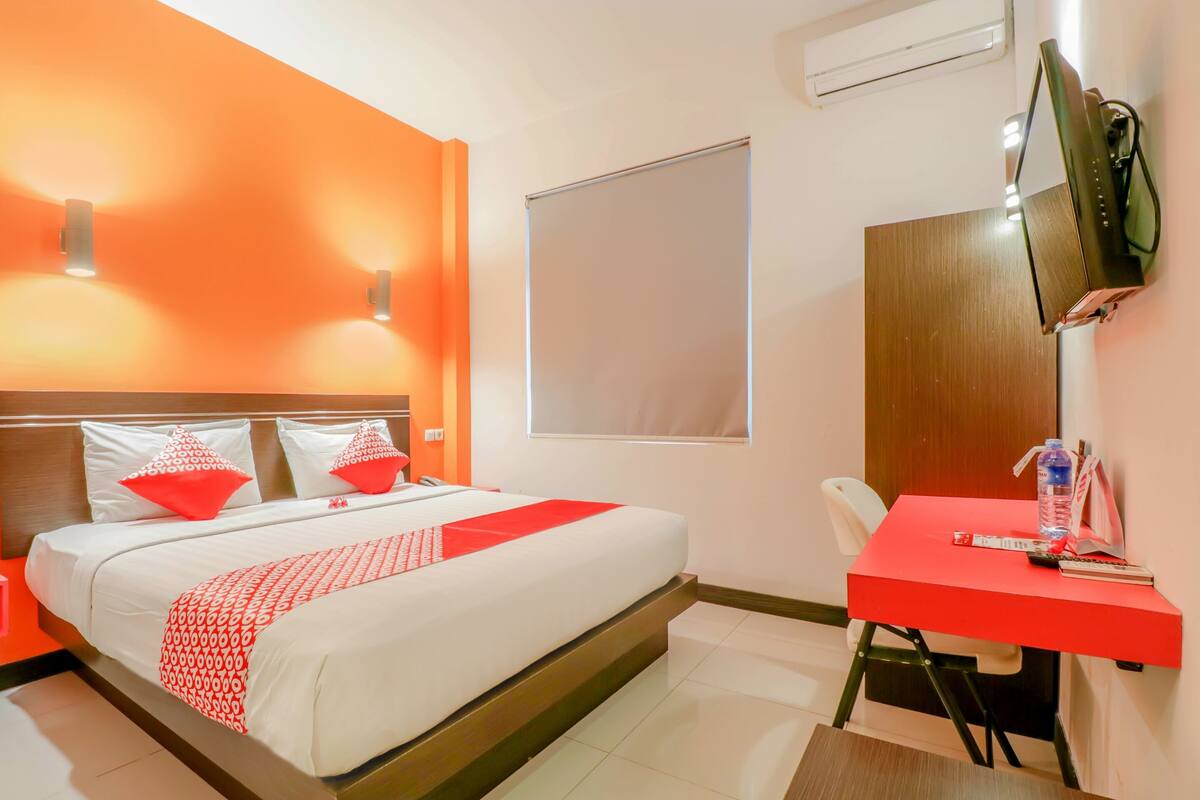 Superior Double Room | Desk, free WiFi, bed sheets