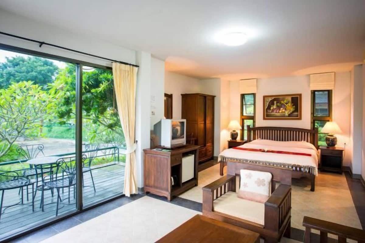 Minibar, bureau, lits pliants/supplémentaires, Wi-Fi gratuit
