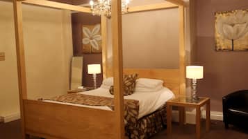 Kahden hengen executive-huone | Työpöytä, ilmainen Wi-Fi, vuodevaatteet