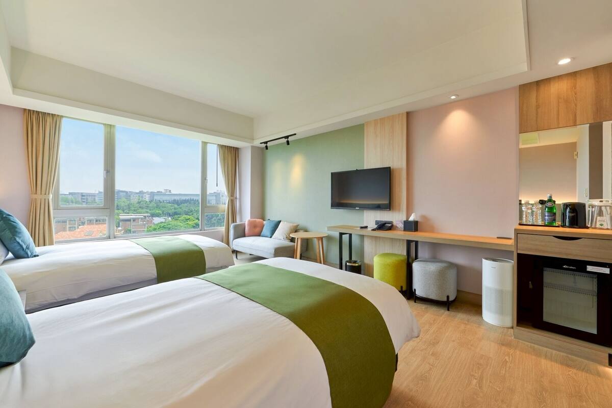 superior double room | 1 bedroom, premium bedding, desk, free wifi