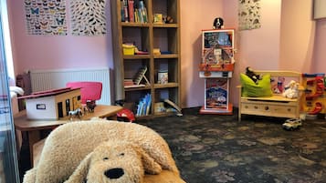 Spielezimmer