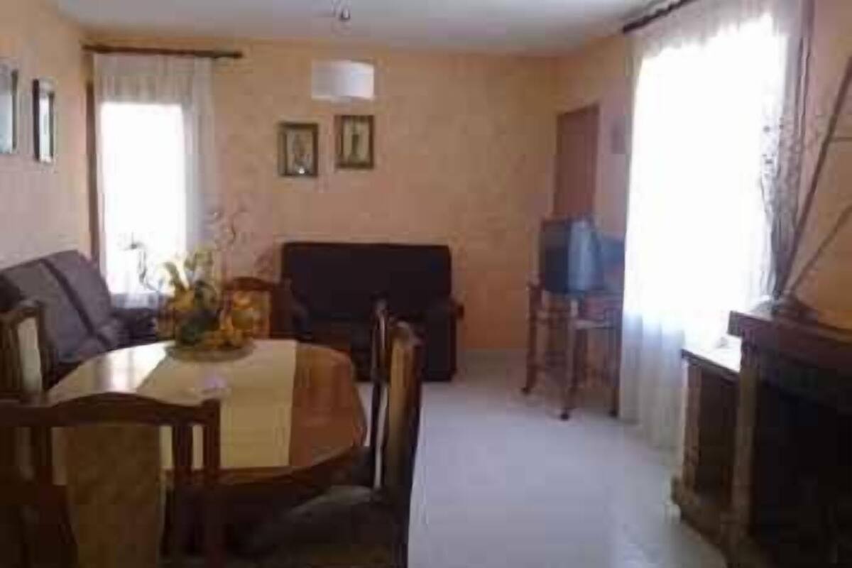 Maison Familiale, 5 chambres | Coin séjour