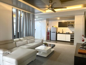 2Br Luxury Villa | Coin séjour