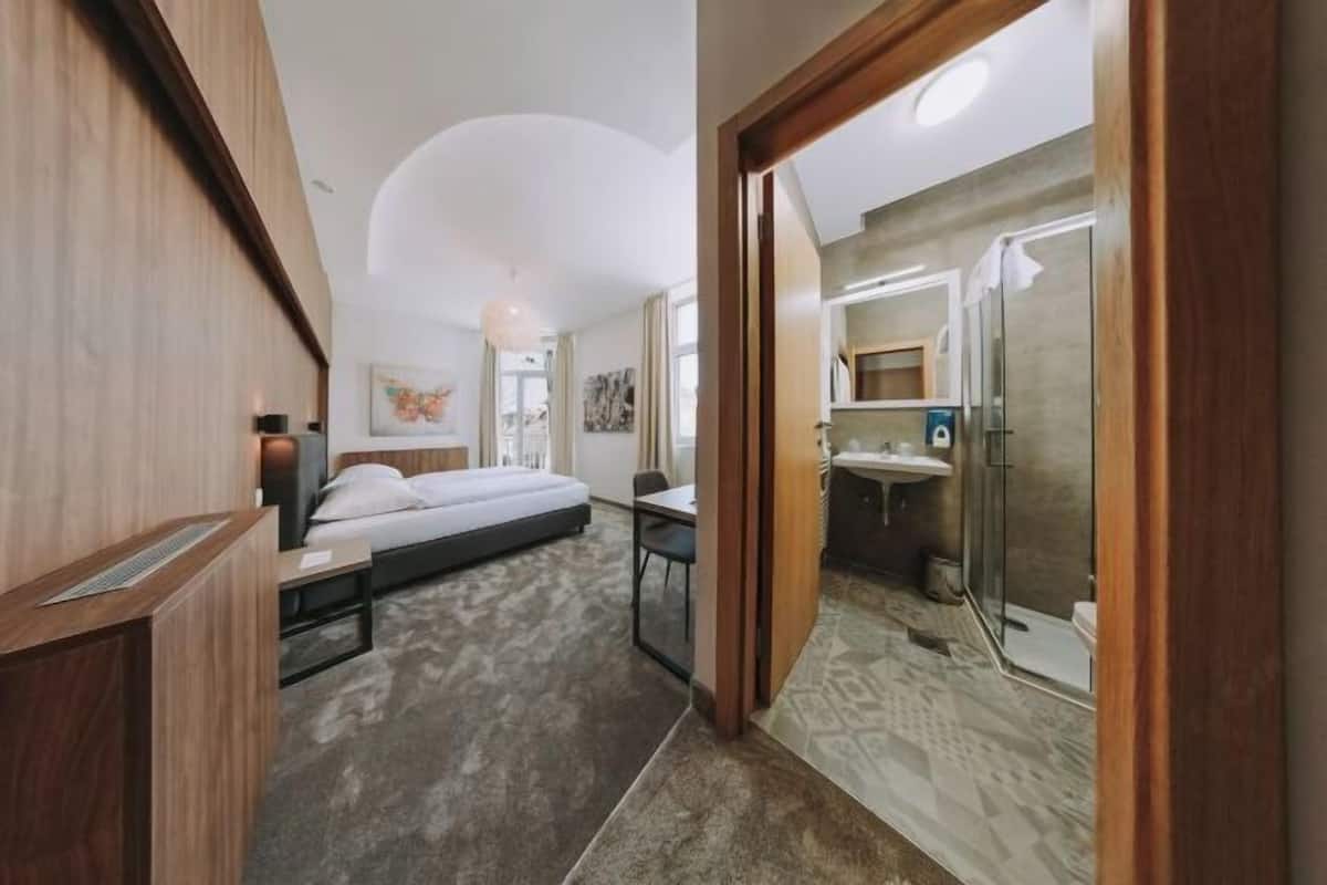 Desk, free WiFi, bed sheets