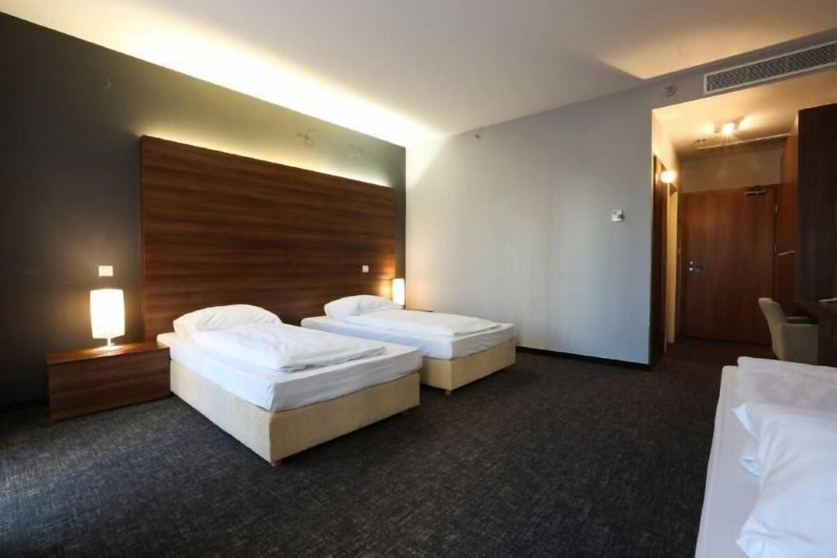 Desk, WiFi (free), bed sheets