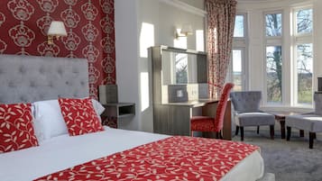 Desk, iron/ironing board, free WiFi, bed sheets