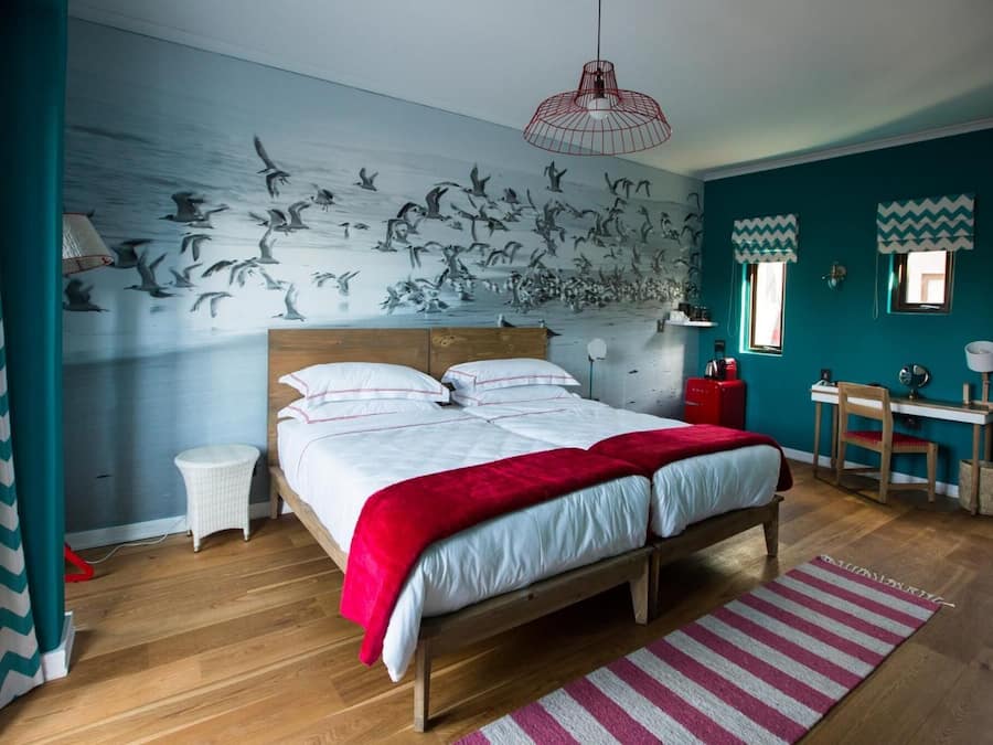 Ropa de cama de alta calidad y minibar