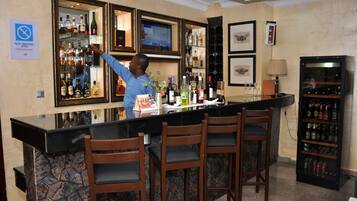 Bar (en la propiedad)