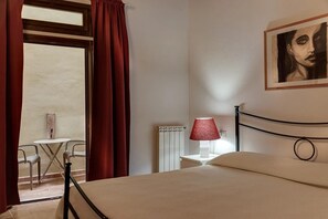 Classic Room | Premium bedding, down duvets, minibar, free WiFi - Scarlino Ospitalità Diffusa (Scarlino)