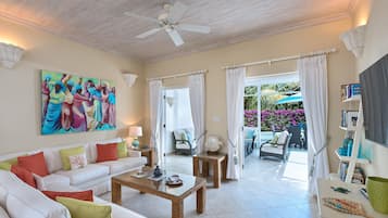 Luxury Villa 3 bedrooms (Polo Villa#7) | Living area