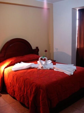 Double Room | Desk, rollaway beds, free WiFi