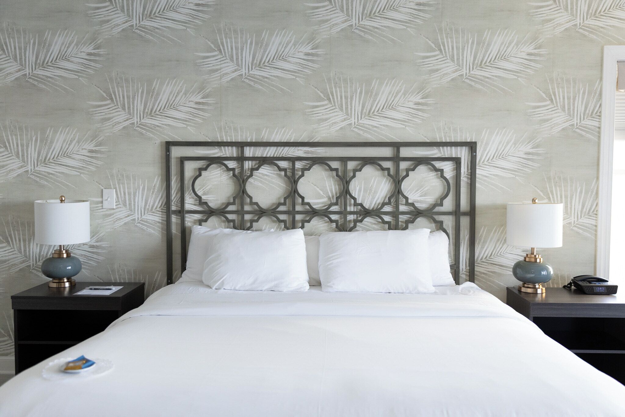 Ropa de cama de alta calidad, tabla de planchar con plancha, wifi gratis