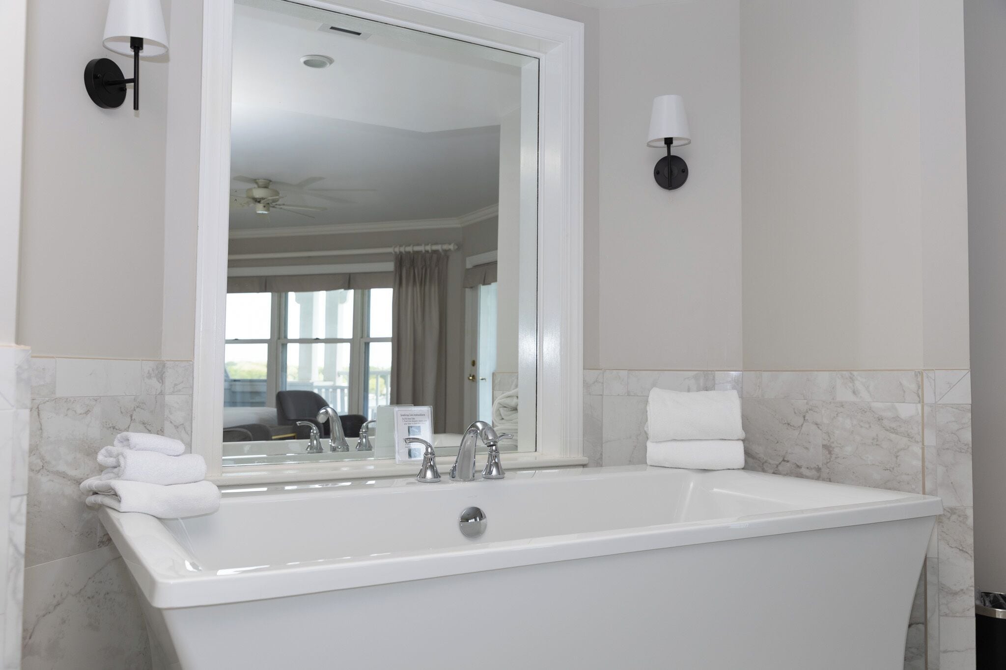 luxury lake view suite, balcony | premium bedding, iron/ironing board, free wifi, bed sheets