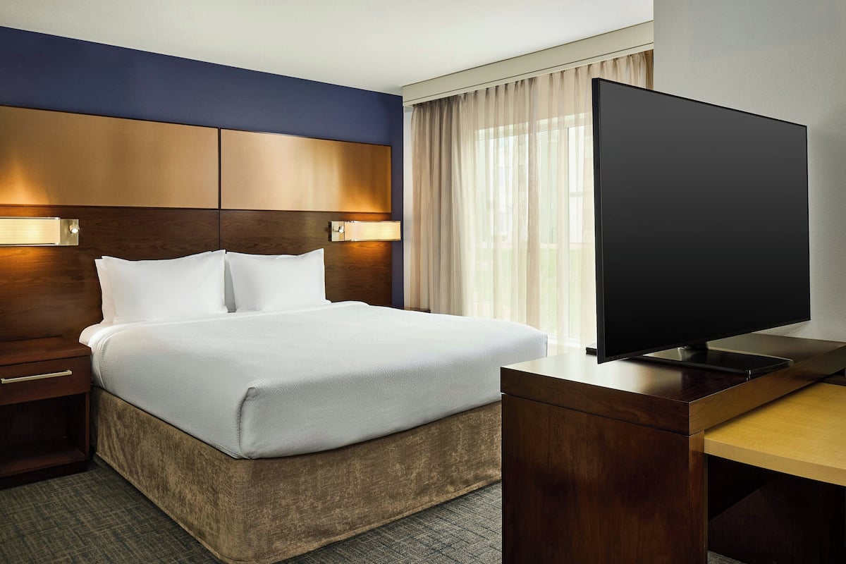 Studio, 1 très grand lit et 1 canapé-lit | Literie hypoallergénique, bureau, fer et planche à repasser