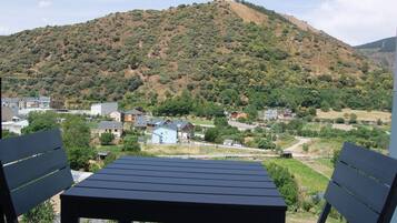 Kamar Quadruple | Balkon