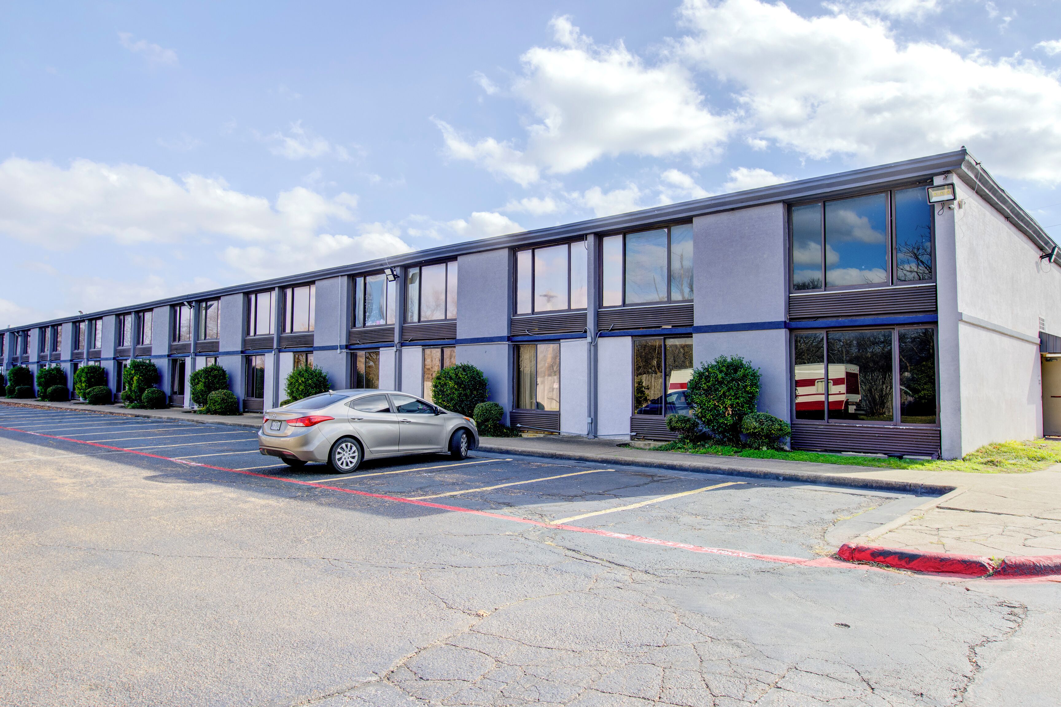 مدخل المنشأة