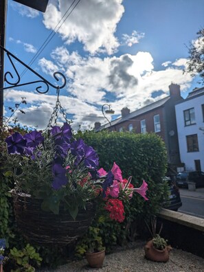 Front of property - Donnybrook Hall (Dublin)