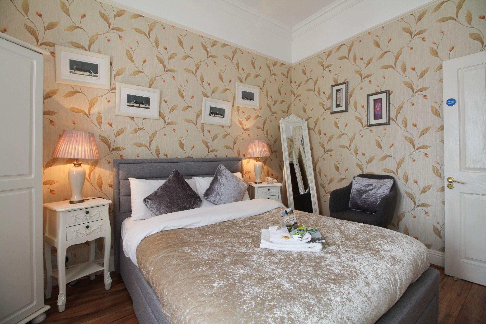 Desk, iron/ironing board, free WiFi, bed sheets