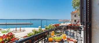 Luxury Apartment Perko