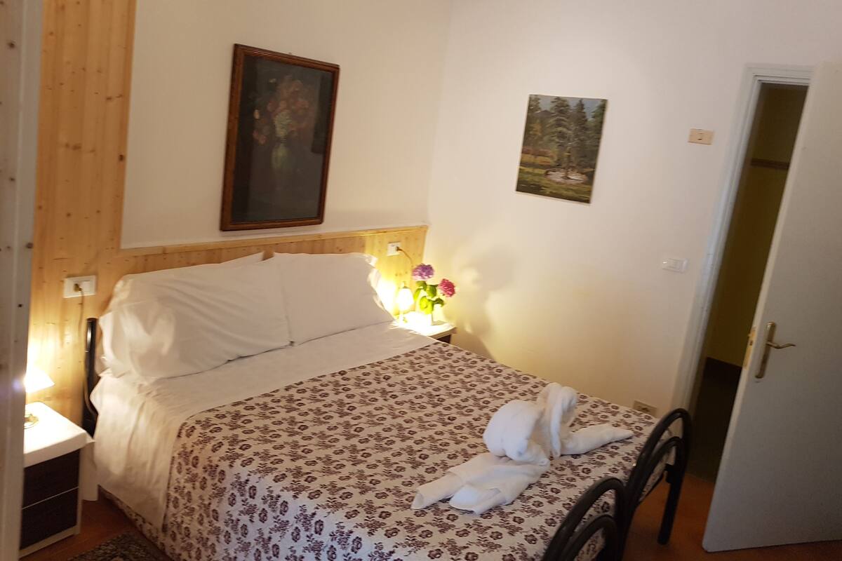Quarto casal econômico