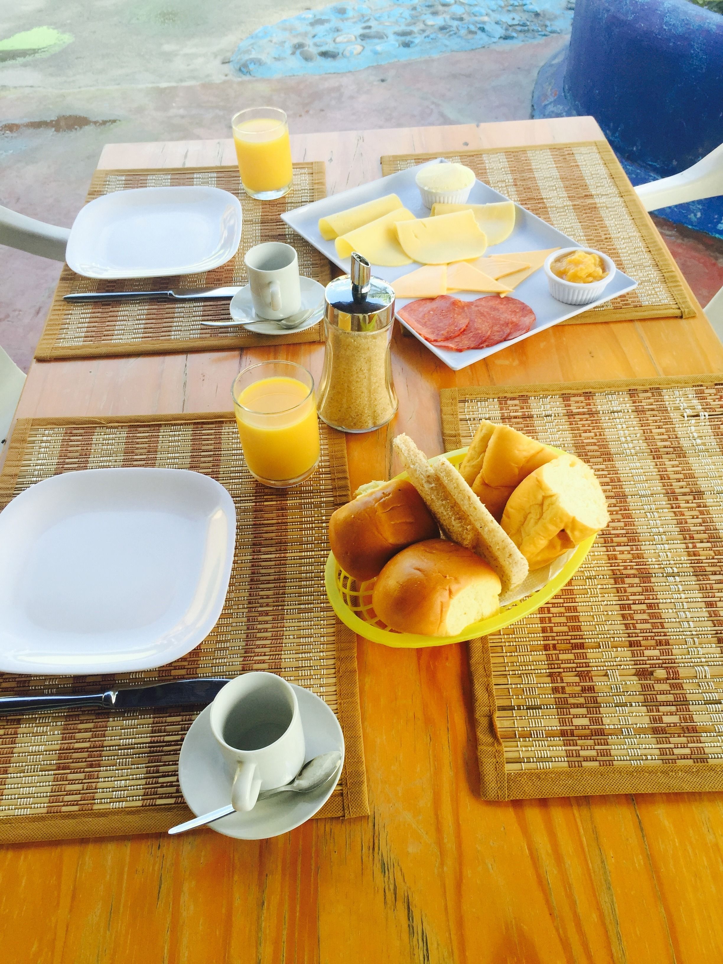 Free daily continental breakfast 