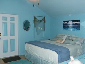 Cottage, 1 Bedroom, Kitchen, Not Pet Friendly | Décor unique, ameublement unique, fer et planche à repasser