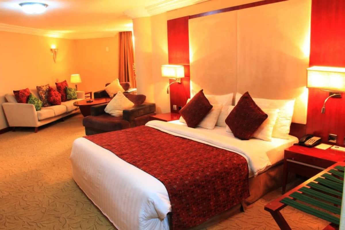 Room (Regal) | 1 bedroom, premium bedding, minibar, in-room safe