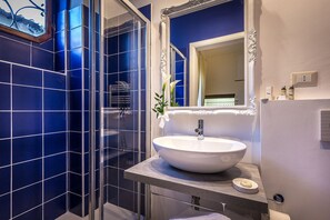 Shower, free toiletries, hair dryer, bidet - Dimora Bandinelli Firenze (Florence)