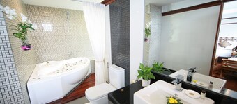 Hotel M