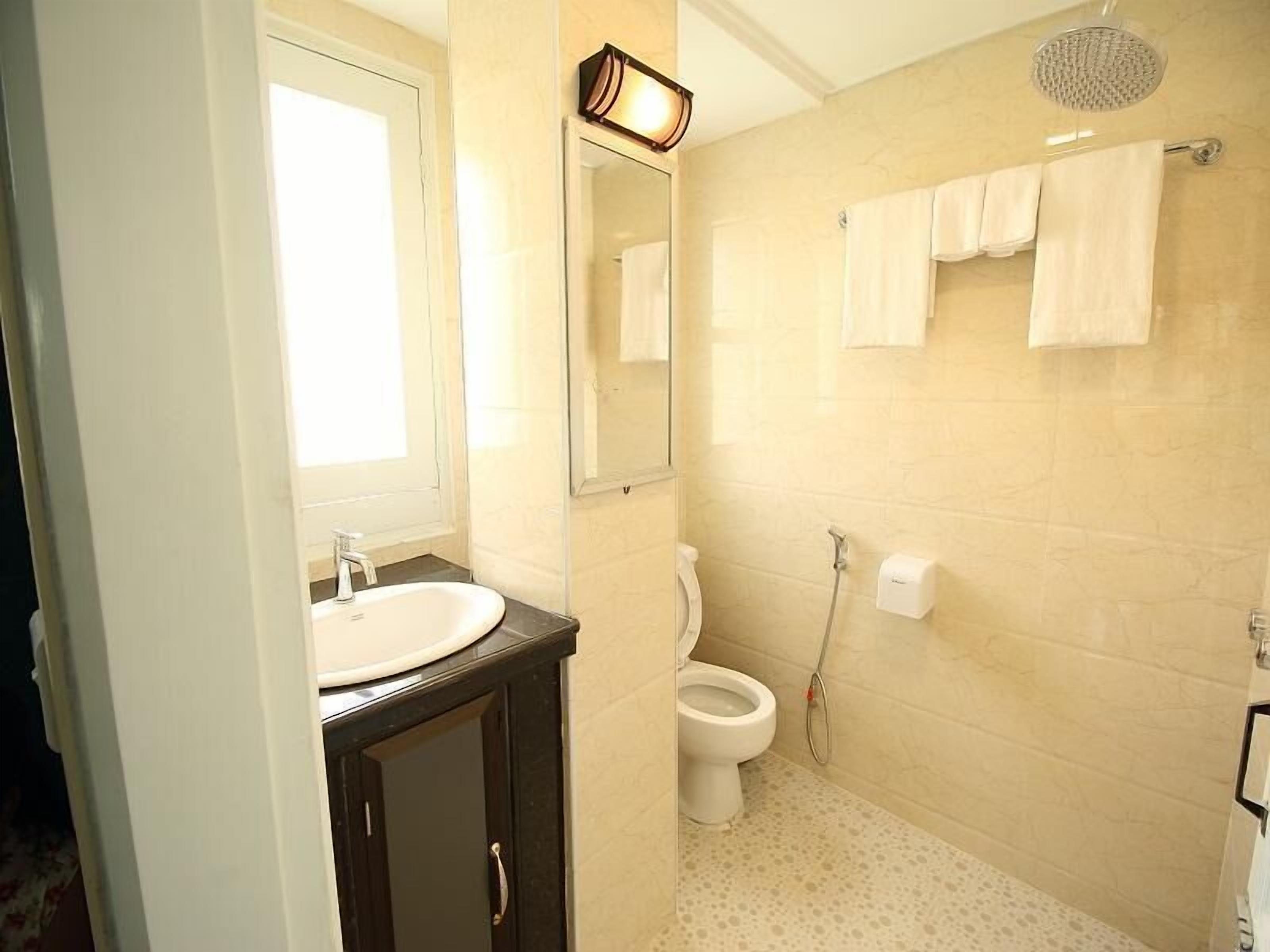 superior room | minibar, in-room safe, desk, blackout curtains