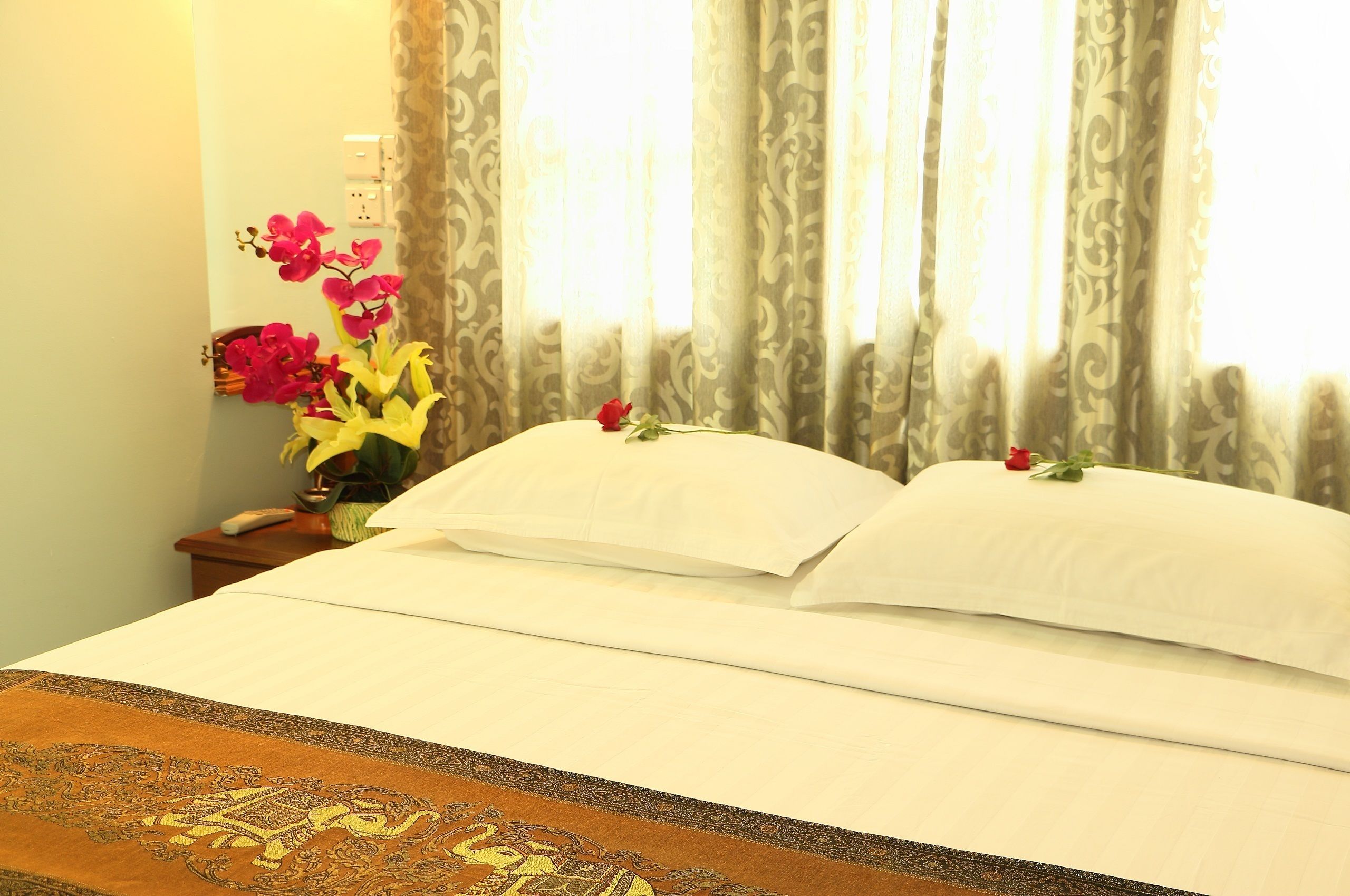 minibar, in-room safe, desk, blackout curtains