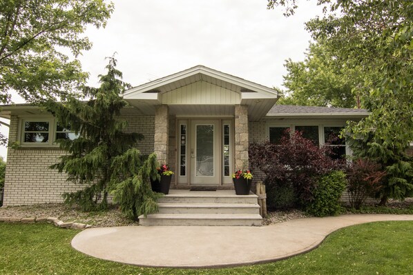 Entrée de l’hébergement