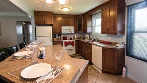 Apartamento, 2 quartos, cozinha | Cozinha privada