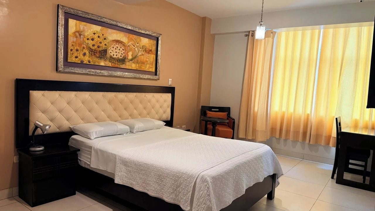 Photo - El Cacique Hotel