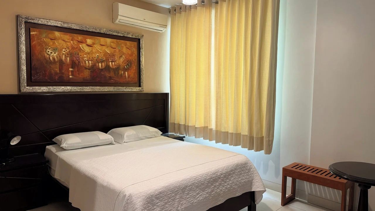 Photo - El Cacique Hotel