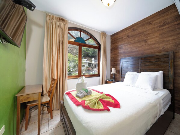 Standard Single Room, 1 Double Bed, Mountain View