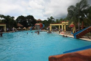 Outdoor pool - Hagnaya Beach Resort and Restaurant (Bogo)