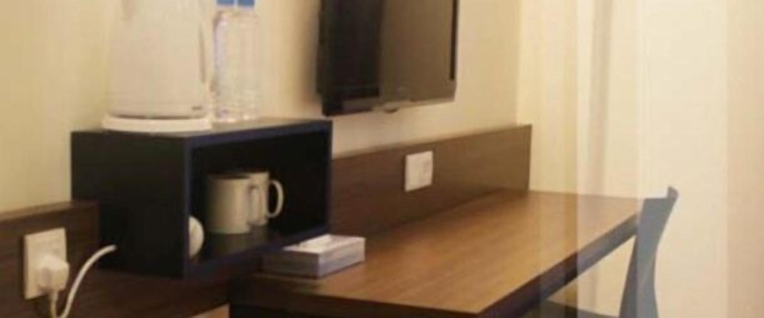 shower, free toiletries, hair dryer, slippers