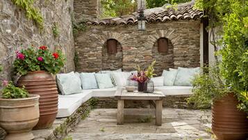 Stone Room With Terrace,Vineyard View | Terrace/patio
