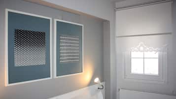 Deluxe Room | Premium bedding, minibar, individually decorated, free WiFi