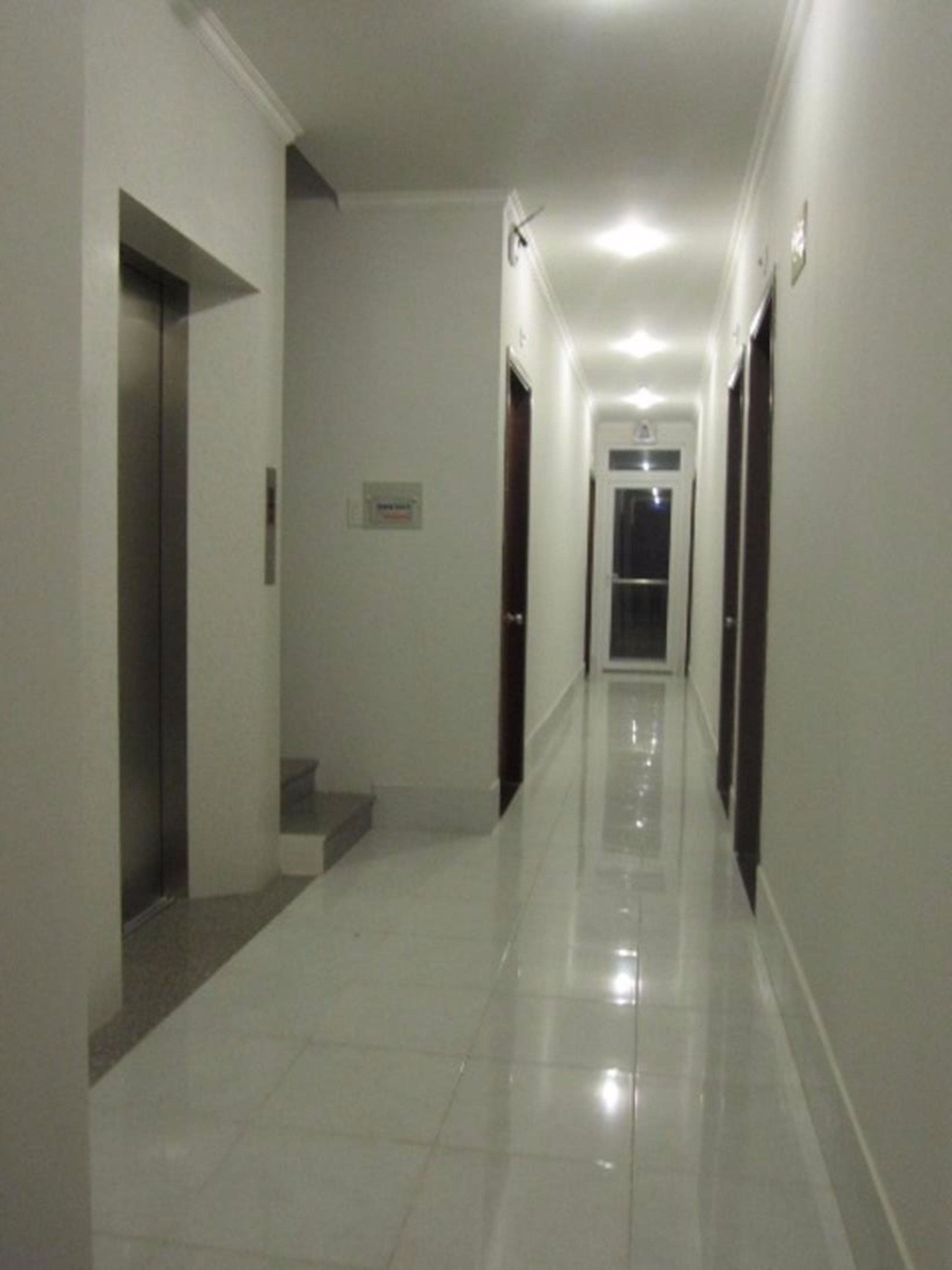 المنشأة من الداخل