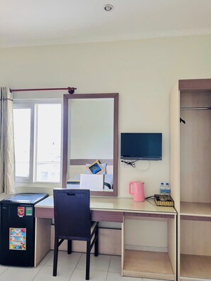 In-room safe, blackout curtains, free WiFi, wheelchair access