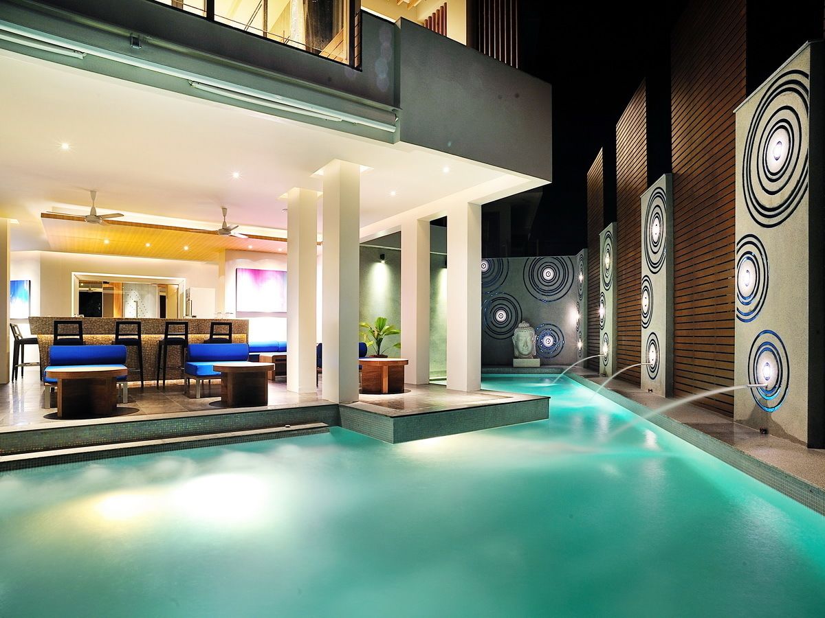 outdoor pool, pool umbrellas, pool loungers