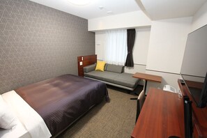 Superior Double Room, Non Smoking | Desk, free WiFi, bed sheets - Hotel 1-2-3 Fukuyama (Fukuyama)