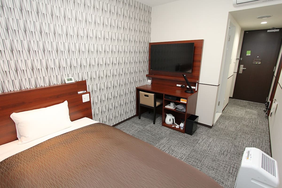 Kamar Single Basic, Bebas Asap Rokok | Wi-Fi gratis dan seprai linen
