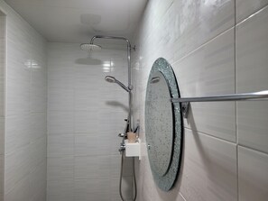 Classic Studio Suite | Bilik Mandi | Pancuran mandi, hulu semburan mandi hujan 
